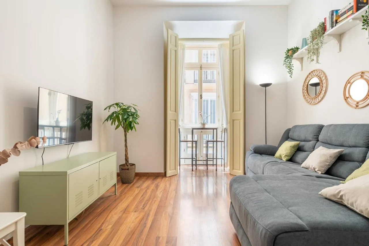 Apartment Lu&Cia Calle Strachan Malaga Spain