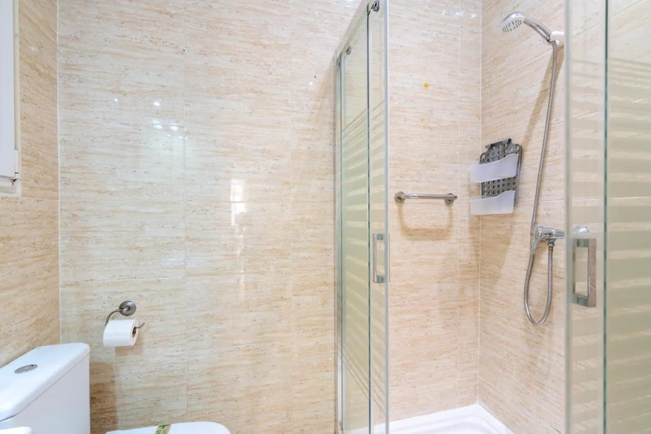 Lu&Cia Calle Strachan Malaga Apartment